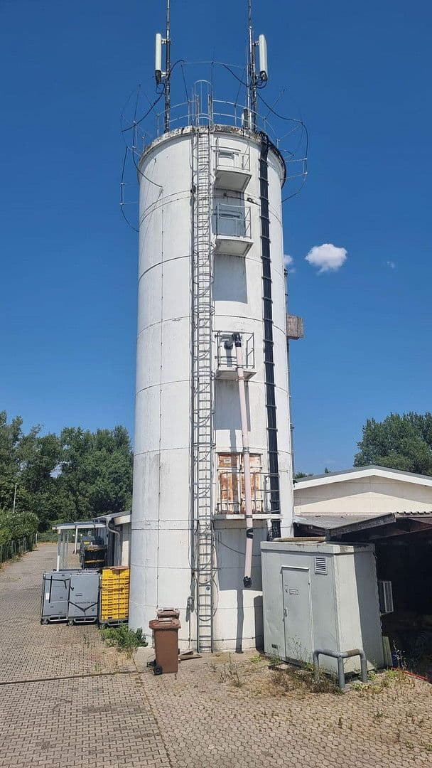 Predaj nebytového priestoru 2.800 m², Bauhofstr. 24, Lampertheim, Hesensko Predaj nebytového priestoru 2.800 m², Bauhofstr. 24, Lampertheim, Hesensko