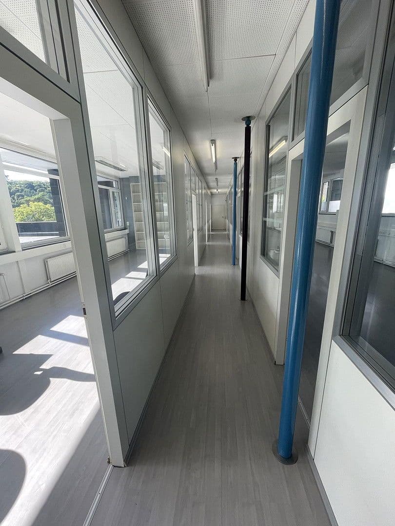 Prenájom kancelárie 222 m², Weil der Stadt, Bádensko-Wurttembersko Prenájom kancelárie 222 m², Weil der Stadt, Bádensko-Wurttembersko