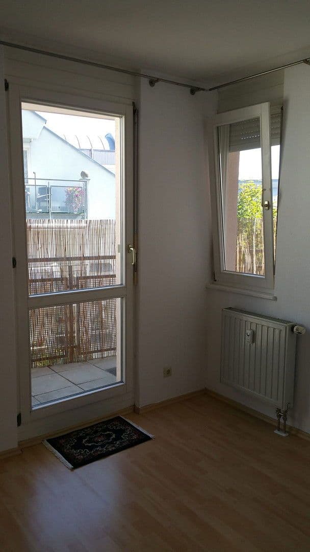 Prenájom bytu 3-izbový 68 m², Künzelsau, Bádensko-Wurttembersko Prenájom bytu 3-izbový 68 m², Künzelsau, Bádensko-Wurttembersko