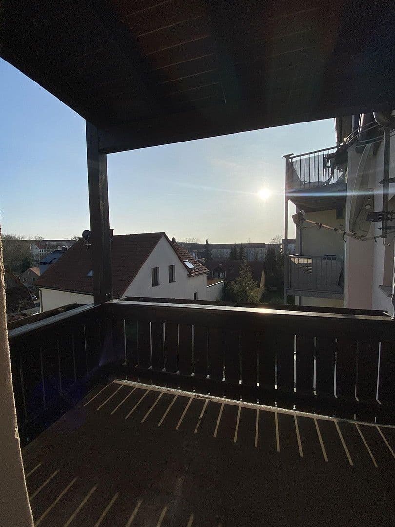 Prenájom bytu 4-izbový 100 m², Altenburg, Durínsko Prenájom bytu 4-izbový 100 m², Altenburg, Durínsko