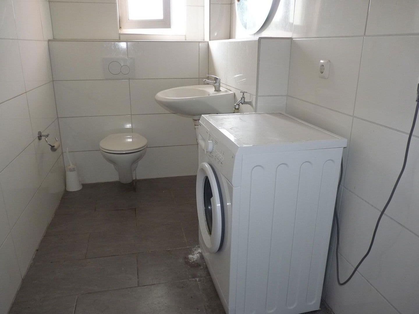 Prenájom domu 175 m², pozemek 500 m², Bahnhof Strasse 25, Dingolfing, Bavorsko Prenájom domu 175 m², pozemek 500 m², Bahnhof Strasse 25, Dingolfing, Bavorsko