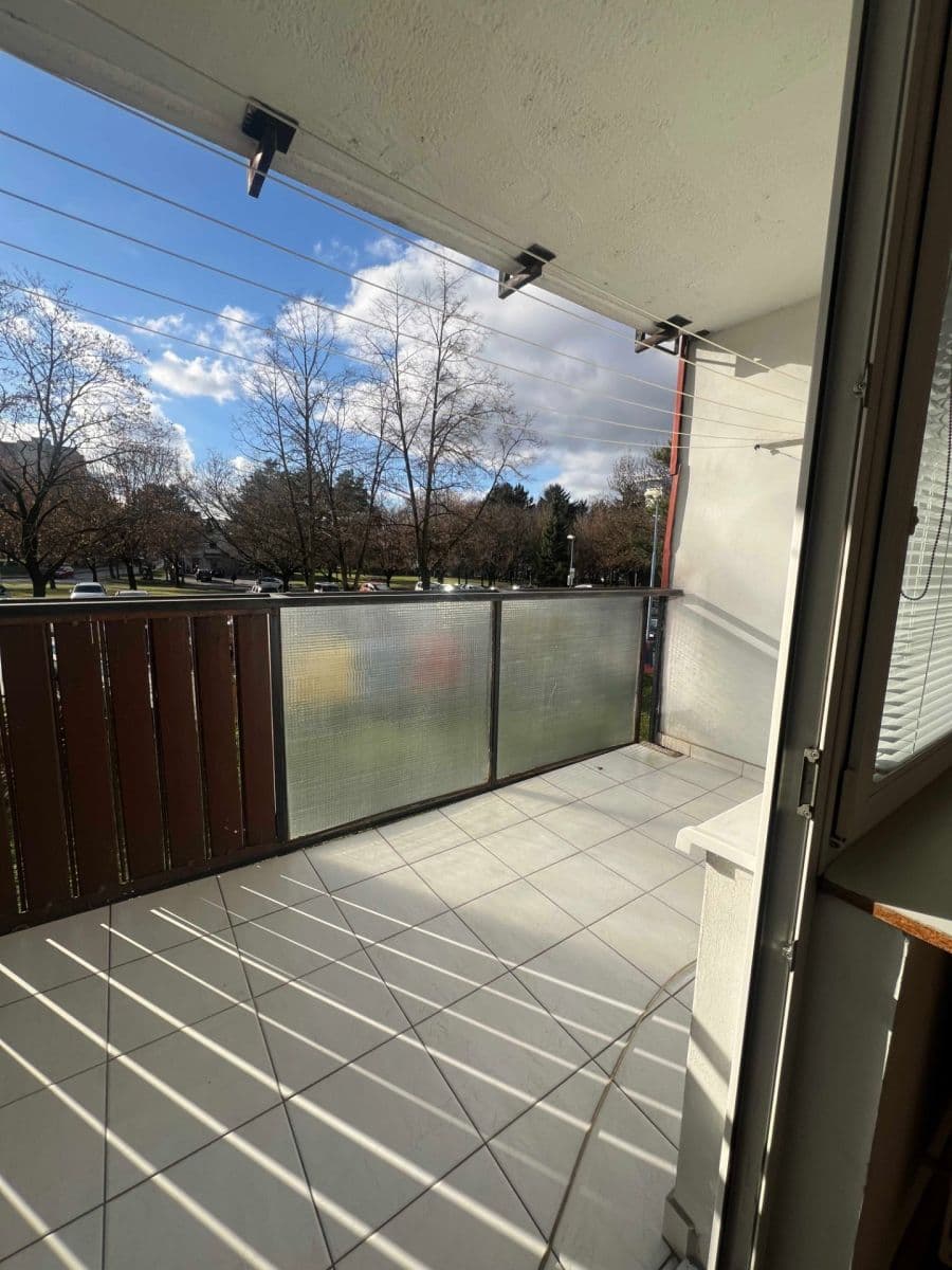 Predaj bytu 3-izbový 67 m², Centrum II., Dubnica nad Váhom, Trenčiansky kraj Predaj bytu 3-izbový 67 m², Centrum II., Dubnica nad Váhom, Trenčiansky kraj