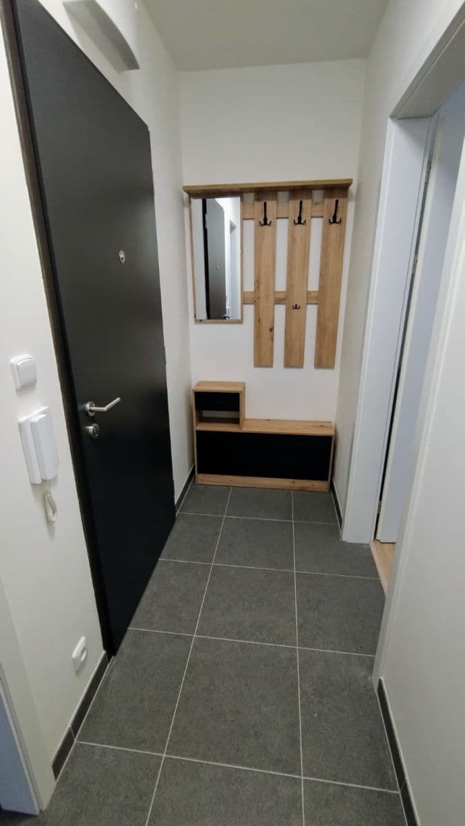 Prenájom bytu 2-izbový 50 m², Stočesova, Praha, Praha Prenájom bytu 2-izbový 50 m², Stočesova, Praha, Praha