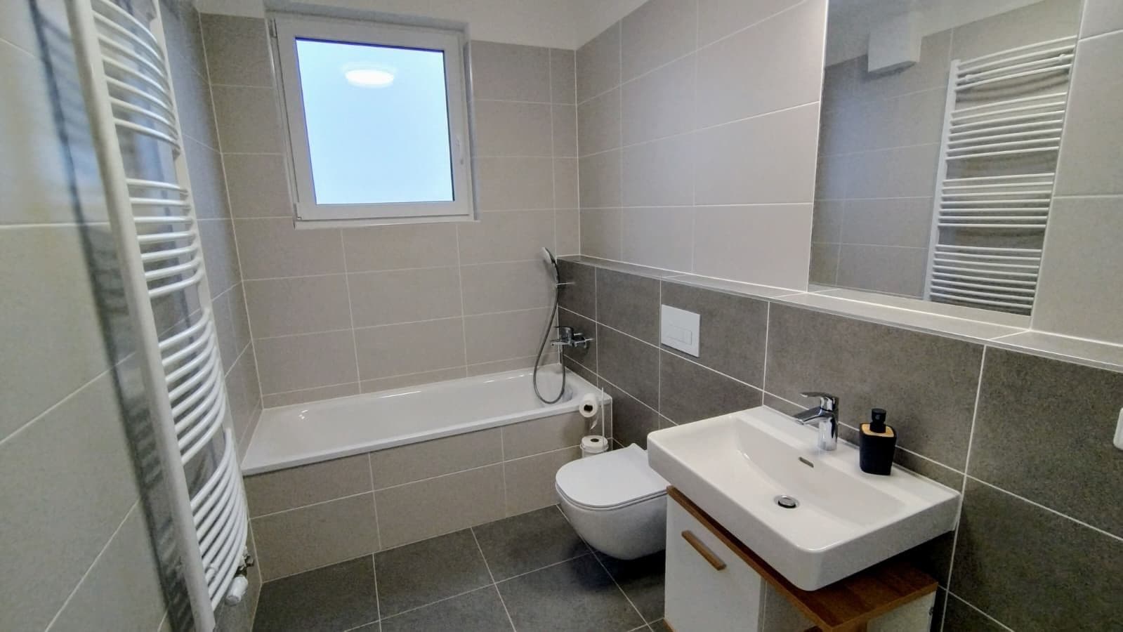 Prenájom bytu 2-izbový 50 m², Stočesova, Praha, Praha Prenájom bytu 2-izbový 50 m², Stočesova, Praha, Praha