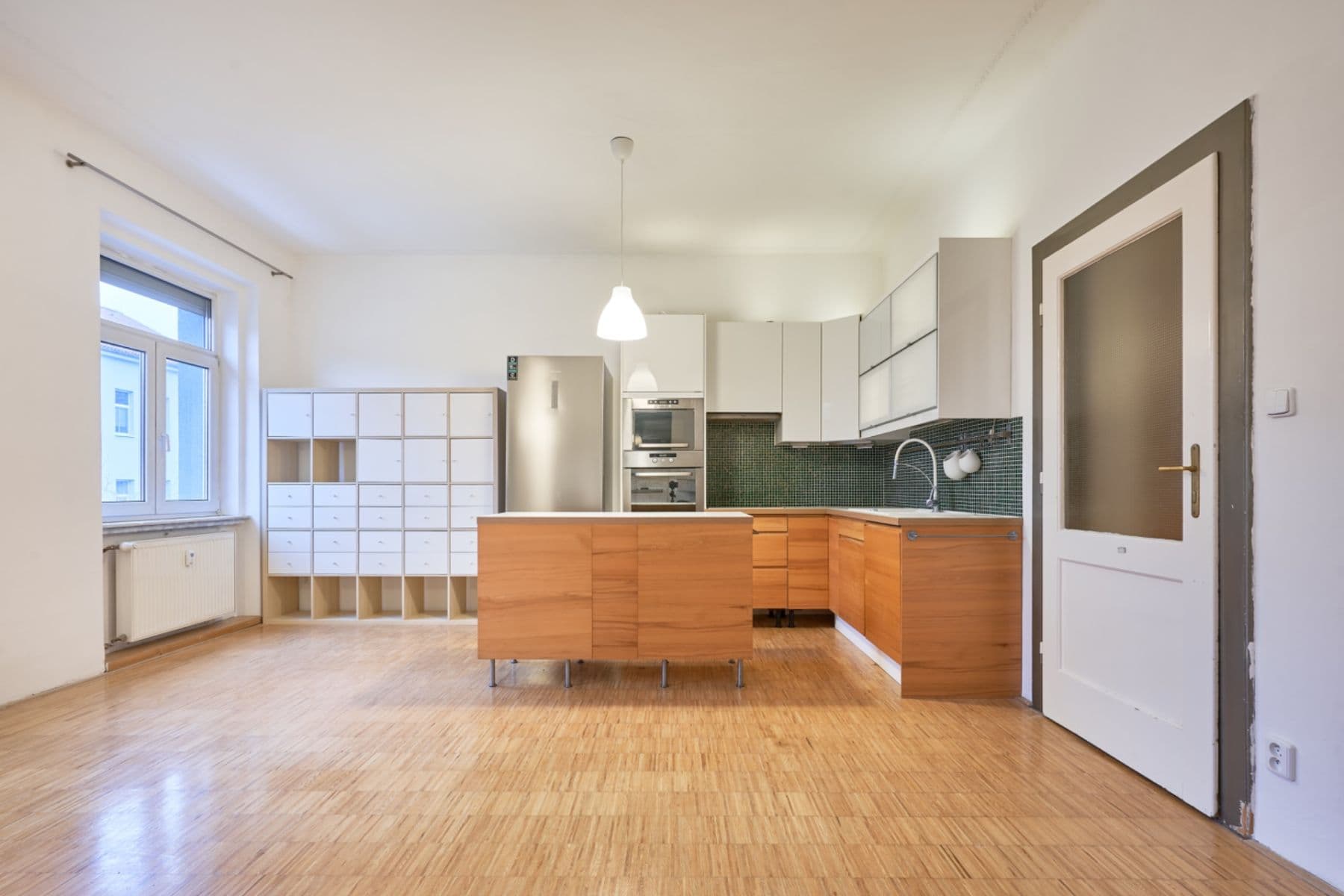 Prenájom bytu 3-izbový 81 m², Poděbradova, Brno, Jihomoravský kraj Prenájom bytu 3-izbový 81 m², Poděbradova, Brno, Jihomoravský kraj