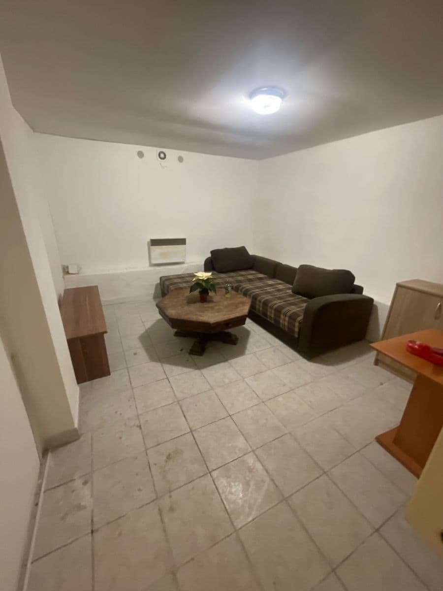 Prenájom bytu 3-izbový 80 m², Černická, Praha, Praha Prenájom bytu 3-izbový 80 m², Černická, Praha, Praha