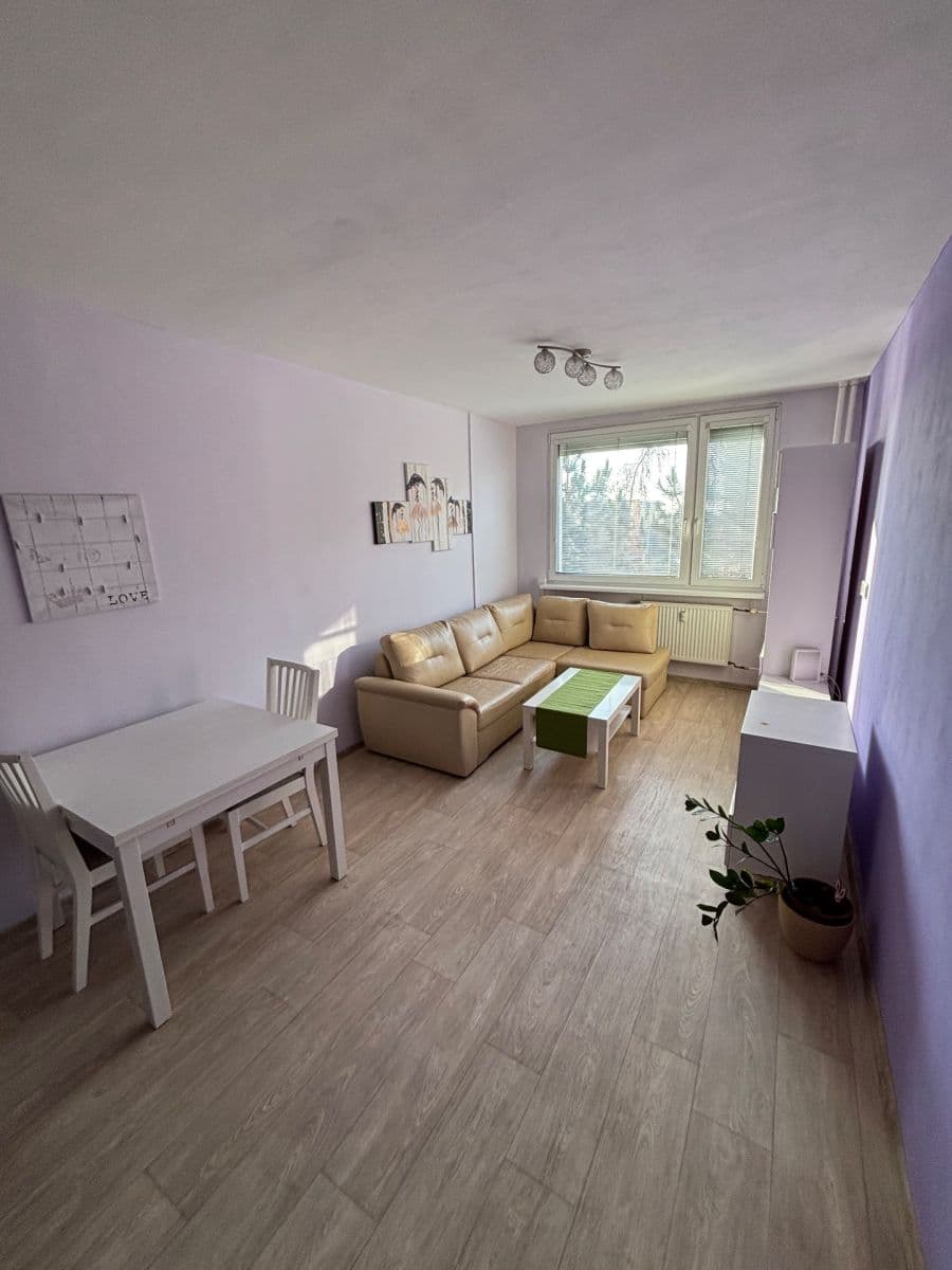 Prenájom bytu 2-izbový 45 m², Pšenčíkova, Praha, Praha Prenájom bytu 2-izbový 45 m², Pšenčíkova, Praha, Praha