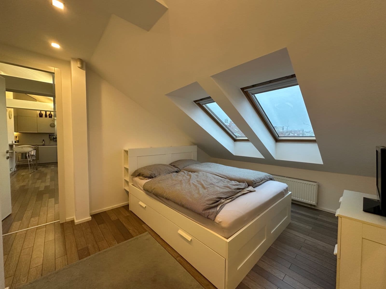 Prenájom bytu 2-izbový 60 m², U Paliárky, Praha, Praha Prenájom bytu 2-izbový 60 m², U Paliárky, Praha, Praha