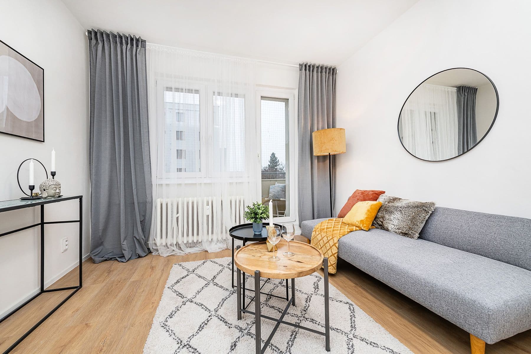 Predaj bytu 3-izbový 57 m², Hostýnská, Praha, Praha Predaj bytu 3-izbový 57 m², Hostýnská, Praha, Praha