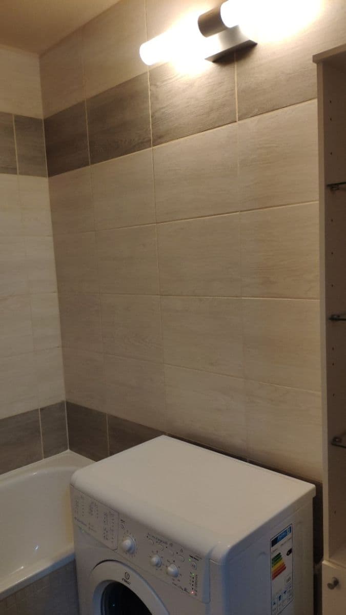 Prenájom bytu 2-izbový 57 m², Černá cesta, Olomouc, Olomoucký kraj Prenájom bytu 2-izbový 57 m², Černá cesta, Olomouc, Olomoucký kraj