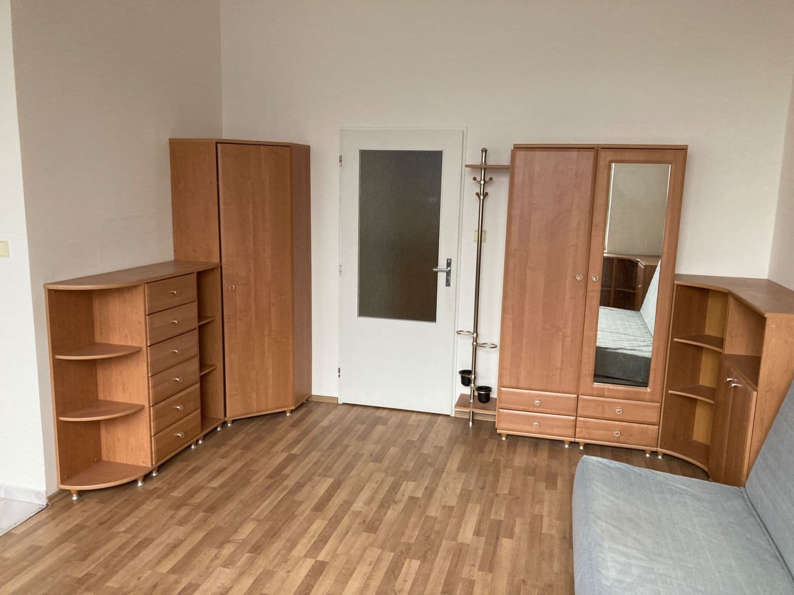 Prenájom bytu 1-izbový 32 m², Sluneční náměstí, Praha, Praha Prenájom bytu 1-izbový 32 m², Sluneční náměstí, Praha, Praha
