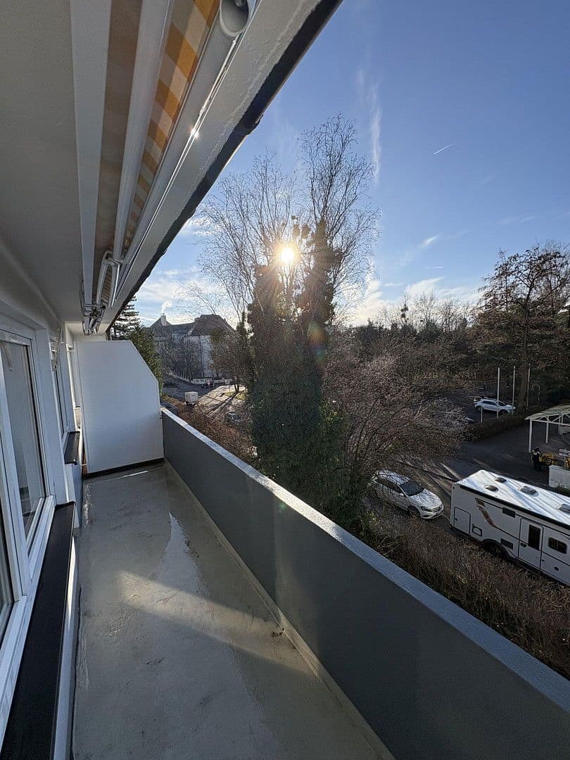 Prenájom bytu 2-izbový 48 m², München, Bavorsko Prenájom bytu 2-izbový 48 m², München, Bavorsko