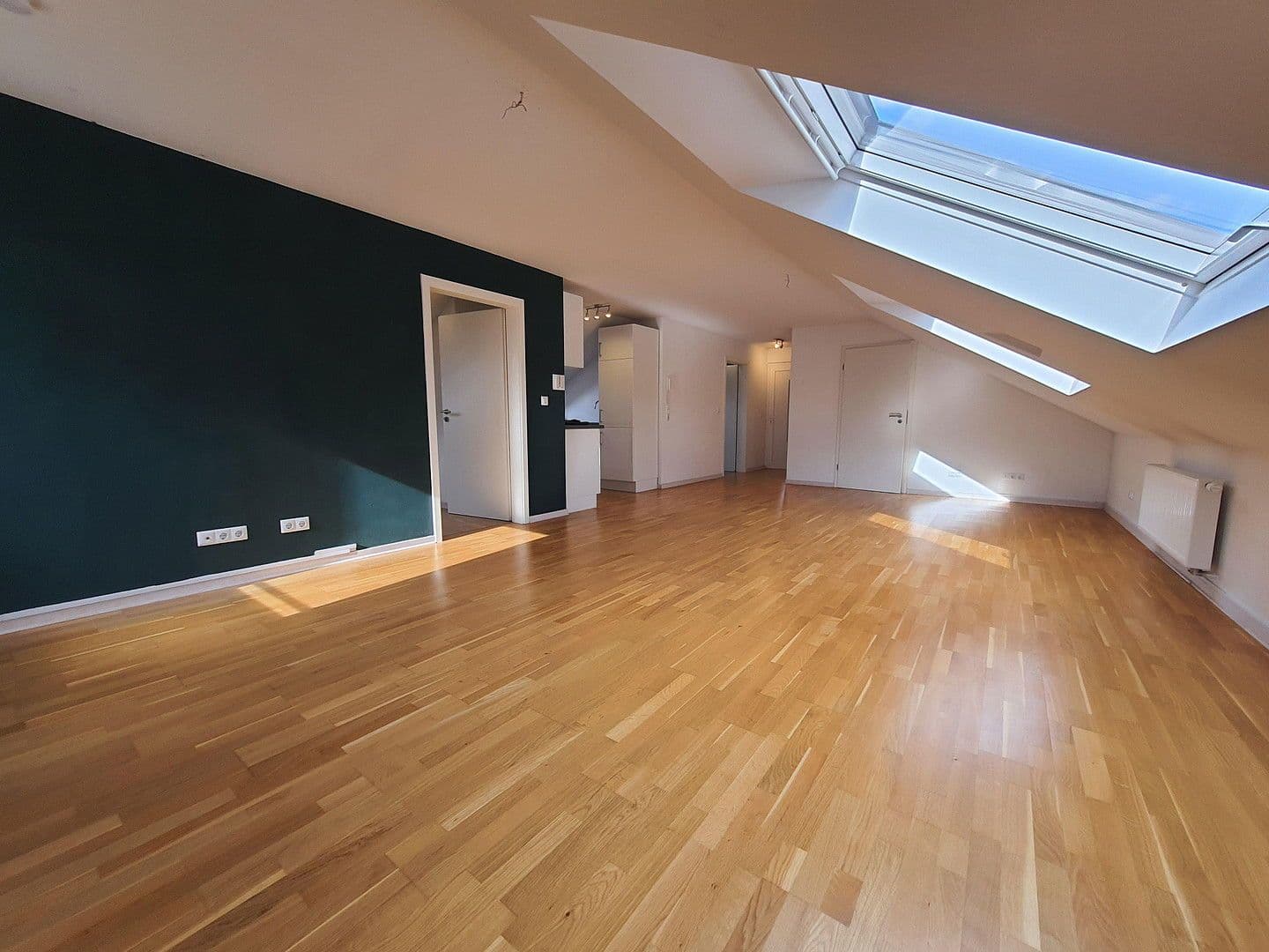 Predaj domu 328 m², pozemek 673 m², Bad Kissingen, Bavorsko Predaj domu 328 m², pozemek 673 m², Bad Kissingen, Bavorsko