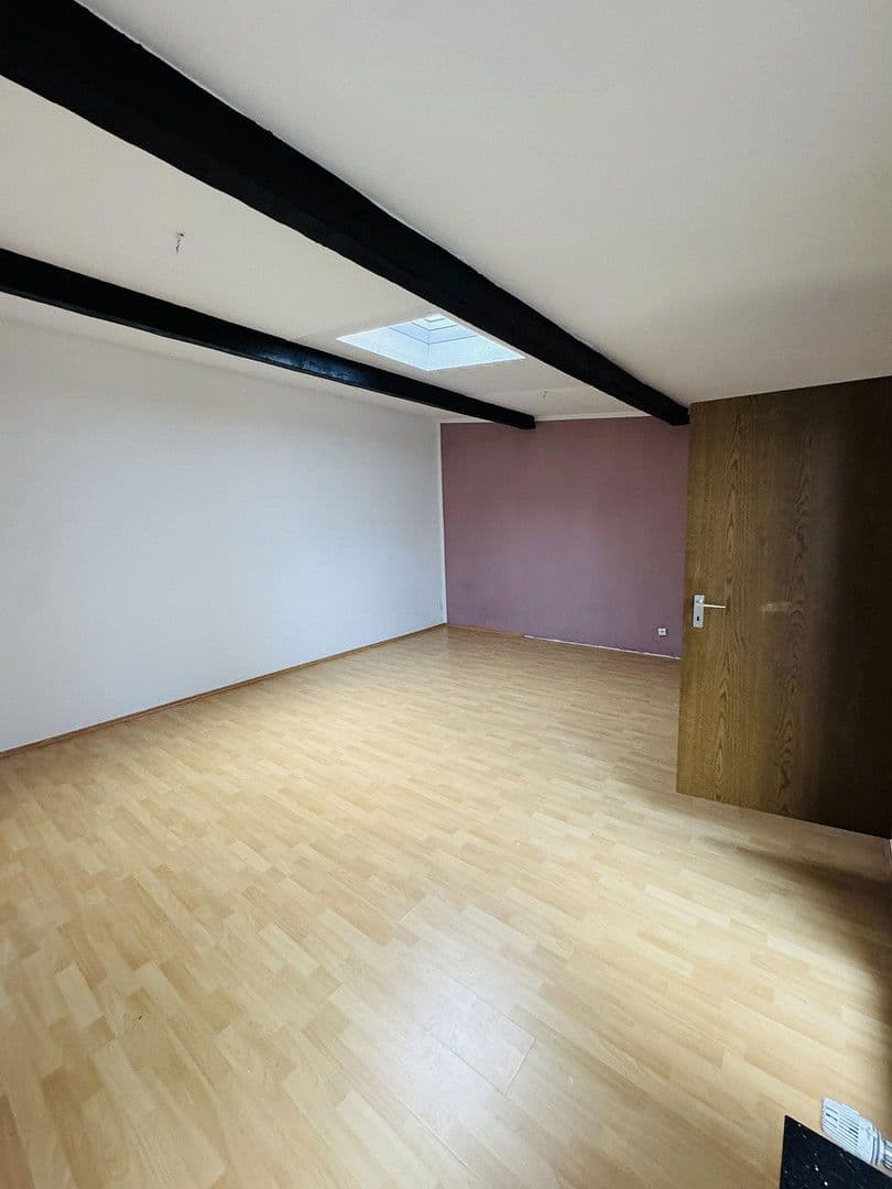 Prenájom bytu 2-izbový 61 m², Aachen, Severné Porýnie - Westfálsko Prenájom bytu 2-izbový 61 m², Aachen, Severné Porýnie - Westfálsko
