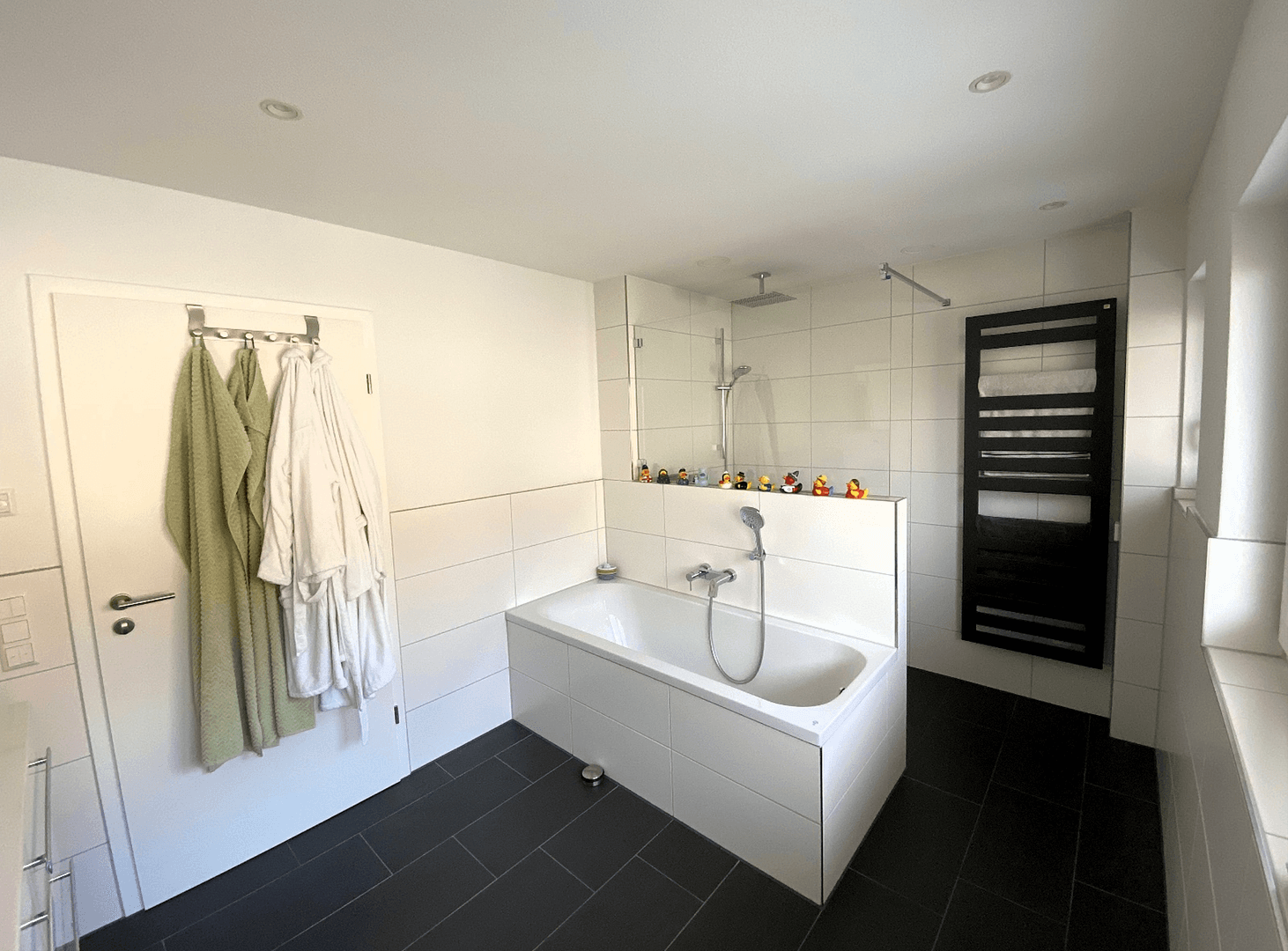 Predaj bytu 4-izbový 118 m², Eningen unter Achalm, Bádensko-Wurttembersko Predaj bytu 4-izbový 118 m², Eningen unter Achalm, Bádensko-Wurttembersko