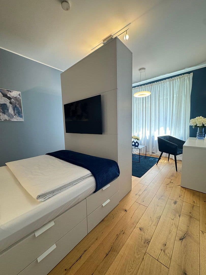 Prenájom bytu 1-izbový 36 m², Oberbilker Allee 39, Düsseldorf, Severné Porýnie - Westfálsko Prenájom bytu 1-izbový 36 m², Oberbilker Allee 39, Düsseldorf, Severné Porýnie - Westfálsko