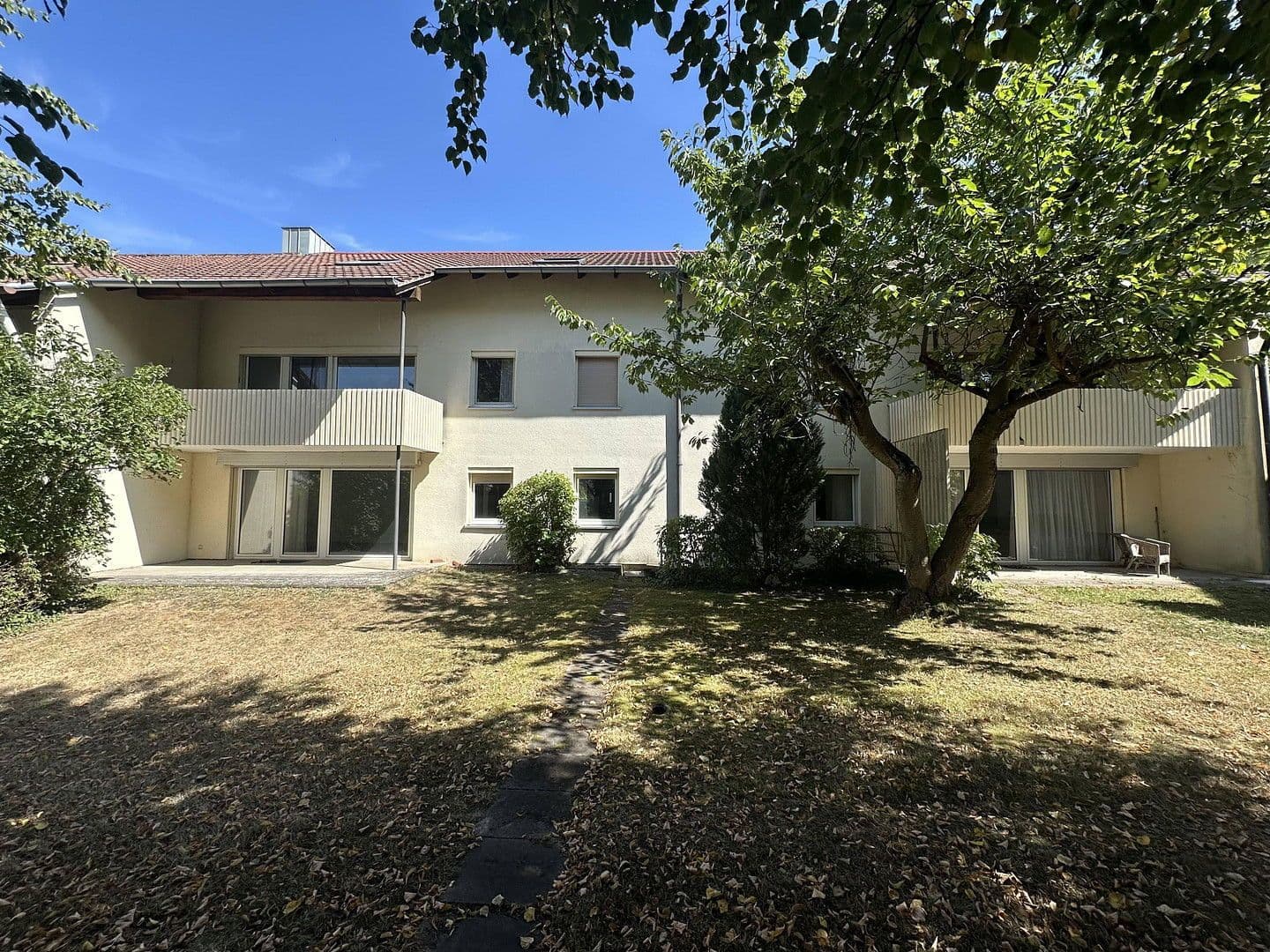 Predaj domu 1.109 m², pozemek 2.337 m², Herzogenaurach, Bavorsko Predaj domu 1.109 m², pozemek 2.337 m², Herzogenaurach, Bavorsko