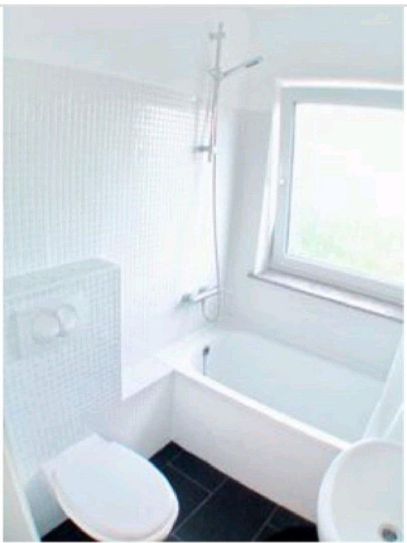 Prenájom bytu 2-izbový 60 m², Bruchköbel, Hesensko Prenájom bytu 2-izbový 60 m², Bruchköbel, Hesensko