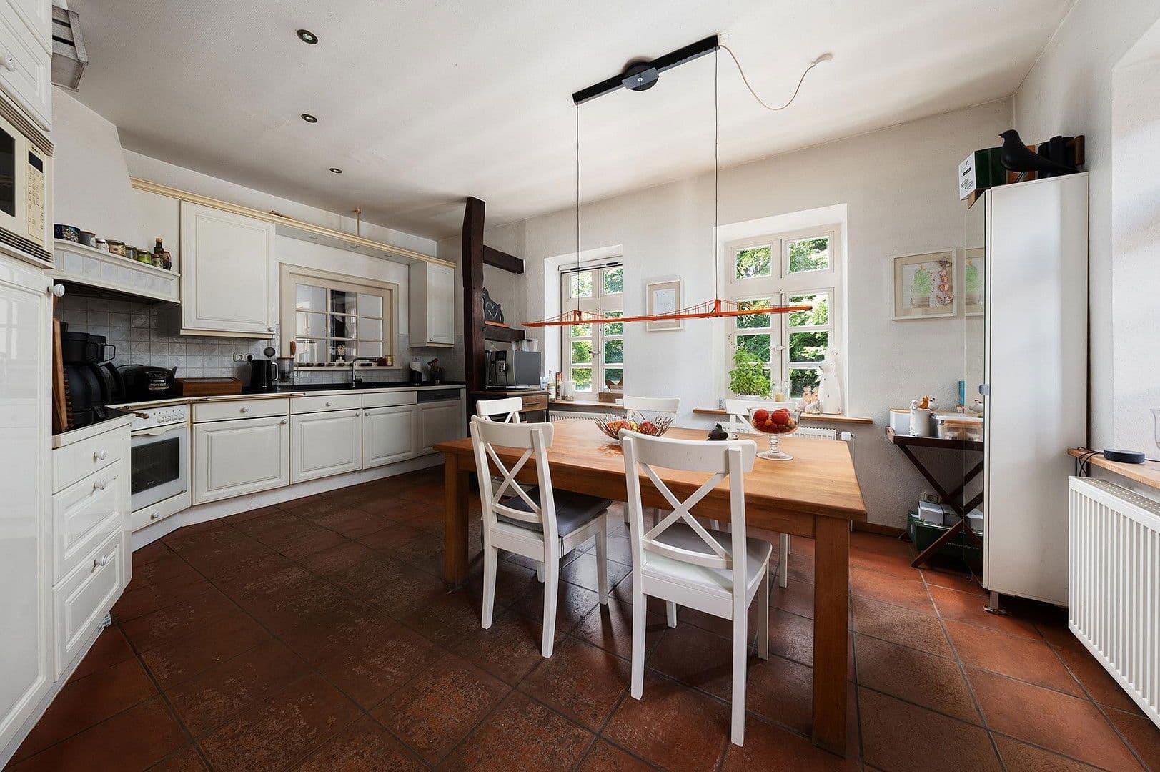 Predaj domu 500 m², pozemek 6.275 m², Lauenbrücker Straße 5, Schneverdingen, Dolné Sasko Predaj domu 500 m², pozemek 6.275 m², Lauenbrücker Straße 5, Schneverdingen, Dolné Sasko