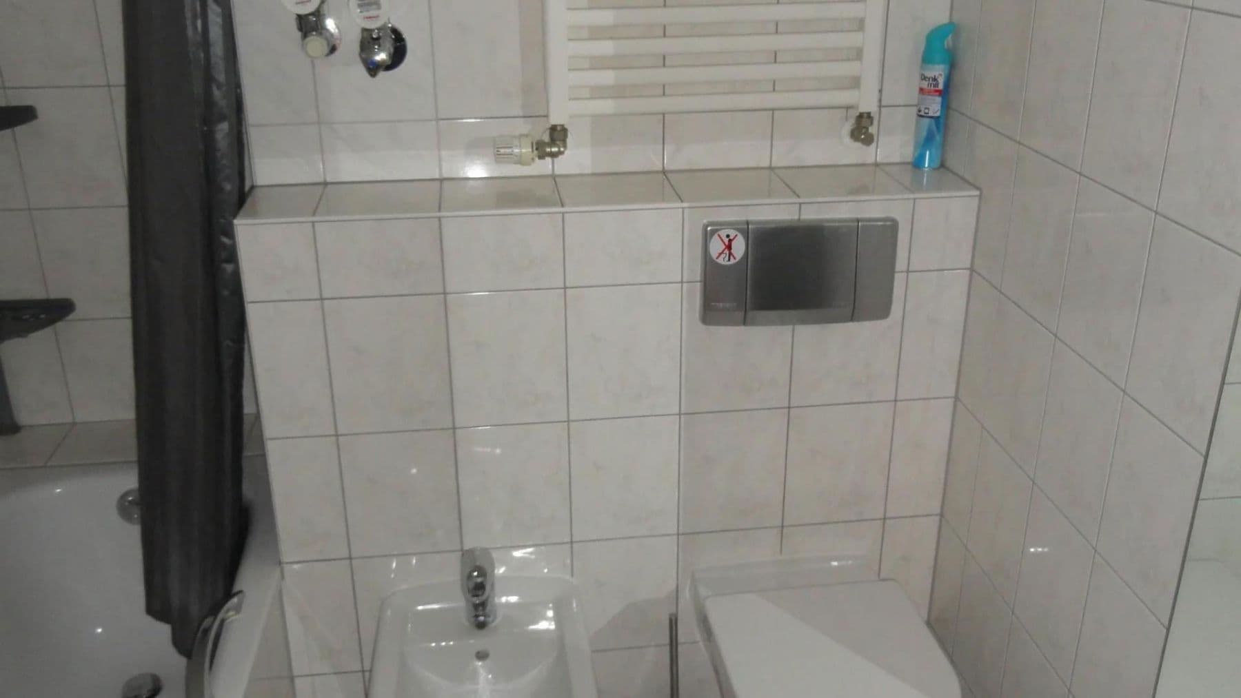 Prenájom bytu 2-izbový 50 m², Frankfurt am Main, Hesensko Prenájom bytu 2-izbový 50 m², Frankfurt am Main, Hesensko