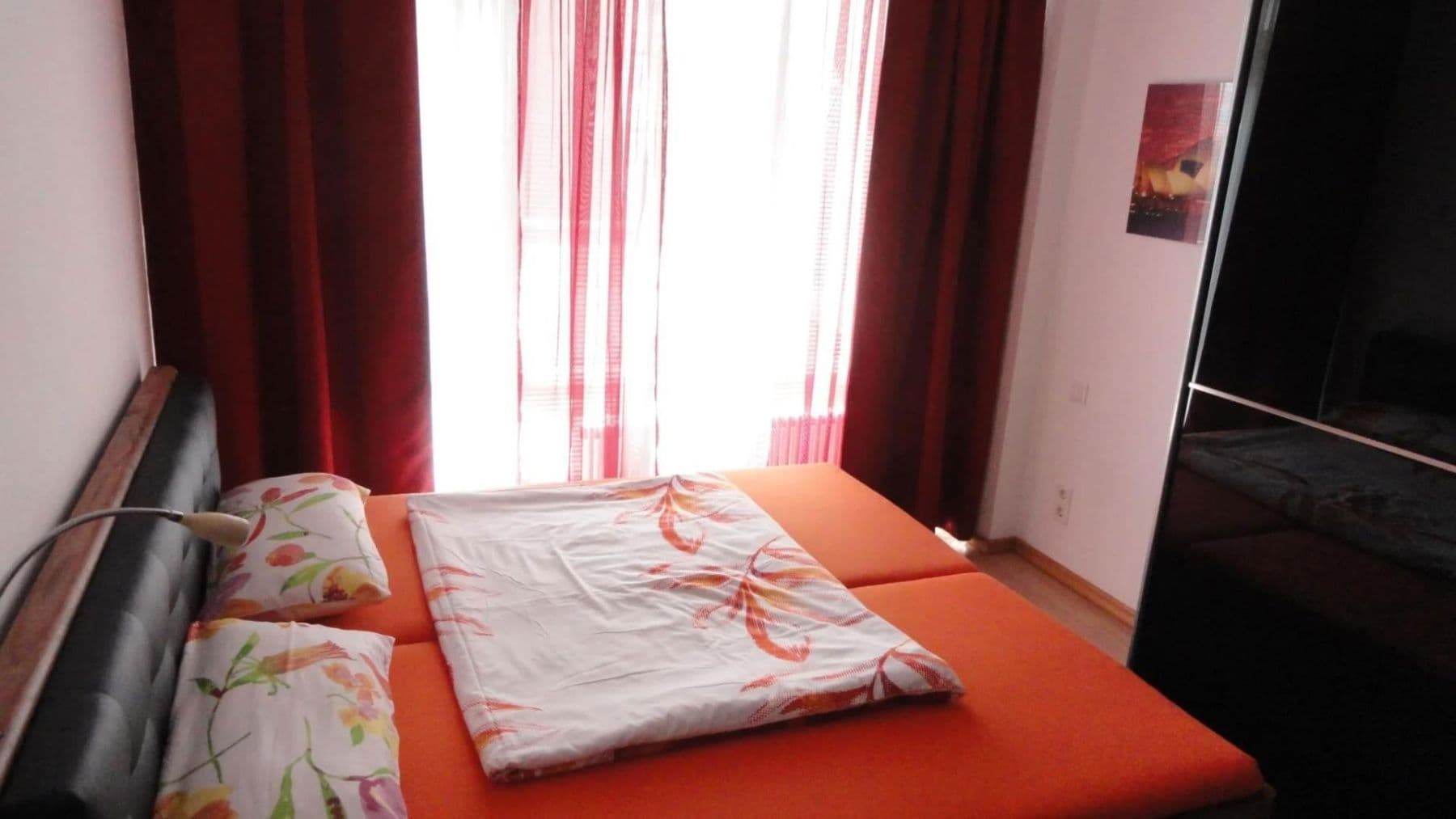 Prenájom bytu 2-izbový 50 m², Frankfurt am Main, Hesensko Prenájom bytu 2-izbový 50 m², Frankfurt am Main, Hesensko