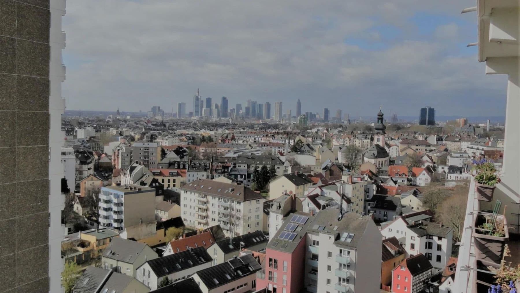 Prenájom bytu 2-izbový 50 m², Frankfurt am Main, Hesensko Prenájom bytu 2-izbový 50 m², Frankfurt am Main, Hesensko