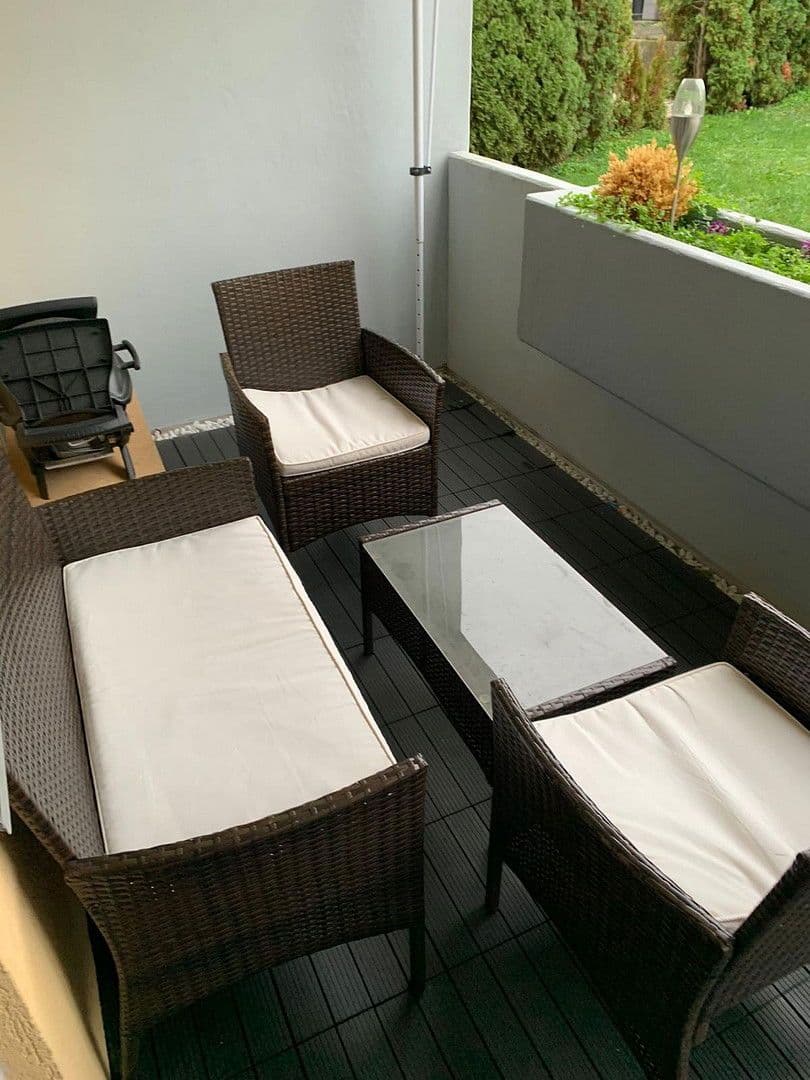 Prenájom bytu 3-izbový 98 m², Leonberg, Bádensko-Wurttembersko Prenájom bytu 3-izbový 98 m², Leonberg, Bádensko-Wurttembersko