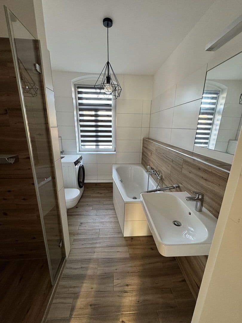 Prenájom bytu 2-izbový 47 m², Am Mühlgraben 1c, Kreischa, Sasko Prenájom bytu 2-izbový 47 m², Am Mühlgraben 1c, Kreischa, Sasko