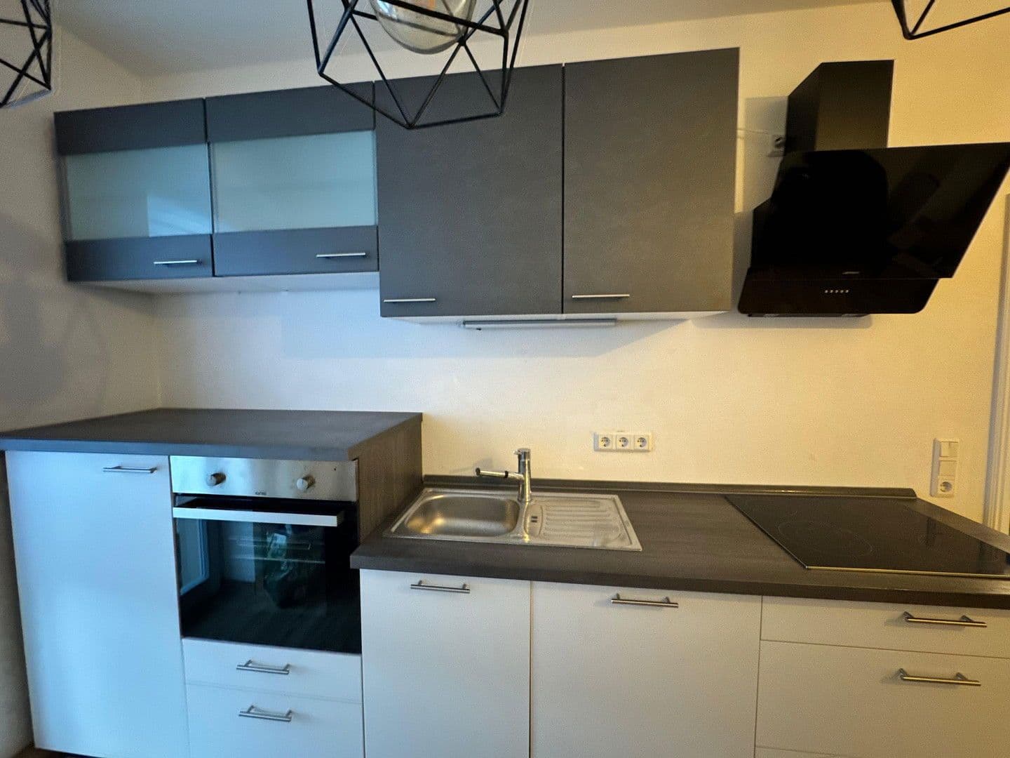 Prenájom bytu 2-izbový 47 m², Am Mühlgraben 1c, Kreischa, Sasko Prenájom bytu 2-izbový 47 m², Am Mühlgraben 1c, Kreischa, Sasko