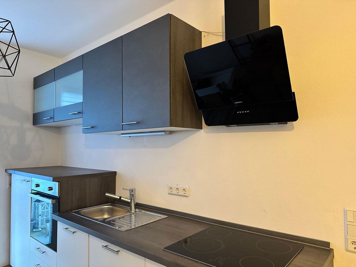 Prenájom bytu 2-izbový 47 m², Am Mühlgraben 1c, Kreischa, Sasko Prenájom bytu 2-izbový 47 m², Am Mühlgraben 1c, Kreischa, Sasko