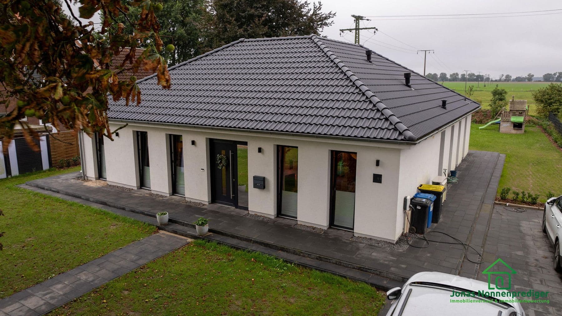 Predaj domu 146 m², pozemek 1.064 m², Seestraße 11, Mühlen Eichsen, Meklenbursko-Predpomoransko Predaj domu 146 m², pozemek 1.064 m², Seestraße 11, Mühlen Eichsen, Meklenbursko-Predpomoransko