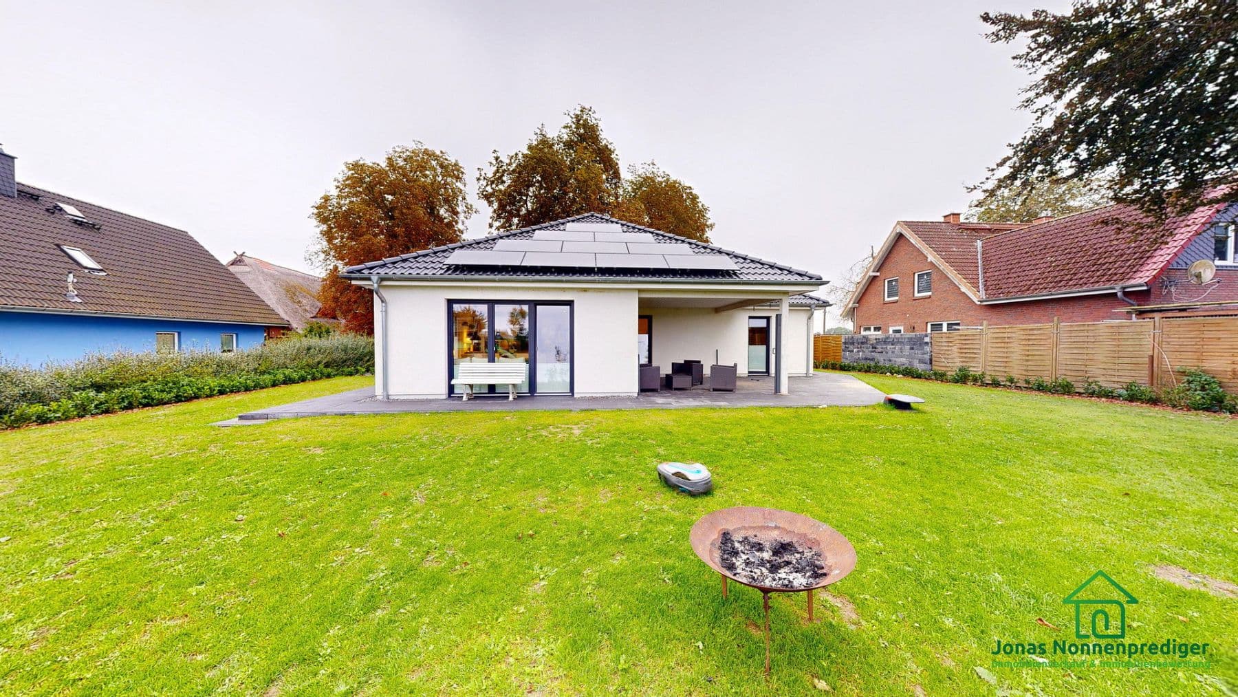 Predaj domu 146 m², pozemek 1.064 m², Seestraße 11, Mühlen Eichsen, Meklenbursko-Predpomoransko Predaj domu 146 m², pozemek 1.064 m², Seestraße 11, Mühlen Eichsen, Meklenbursko-Predpomoransko