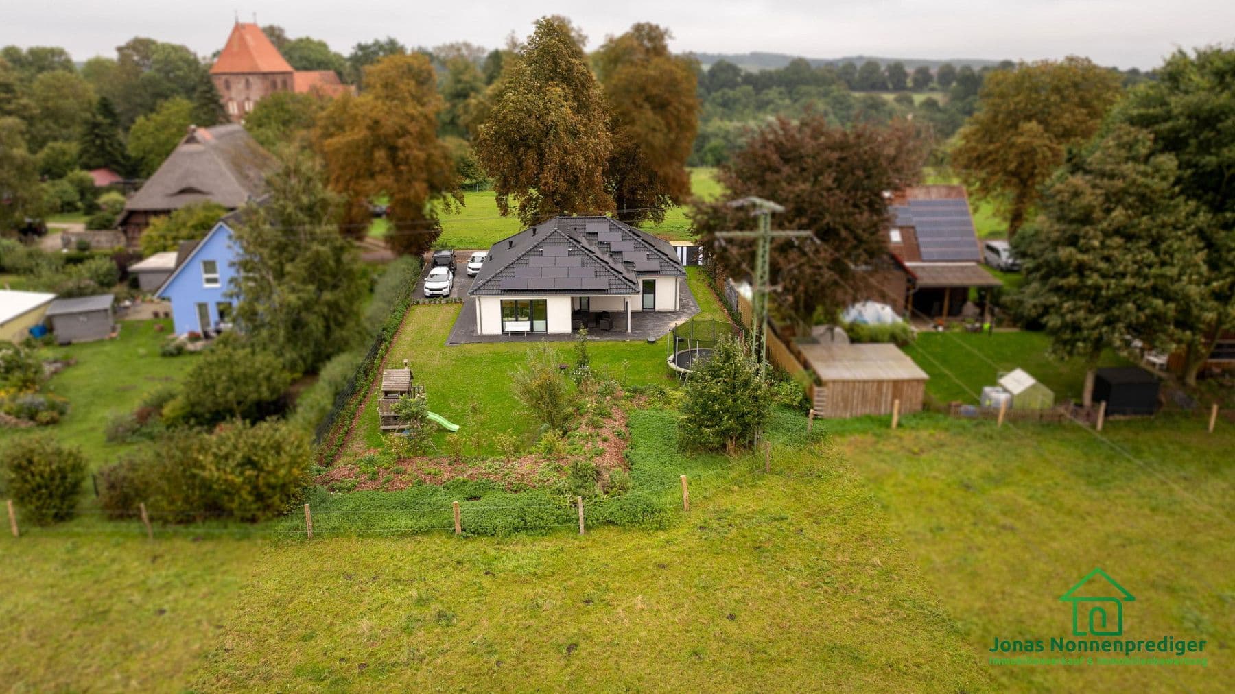 Predaj domu 146 m², pozemek 1.064 m², Seestraße 11, Mühlen Eichsen, Meklenbursko-Predpomoransko Predaj domu 146 m², pozemek 1.064 m², Seestraße 11, Mühlen Eichsen, Meklenbursko-Predpomoransko