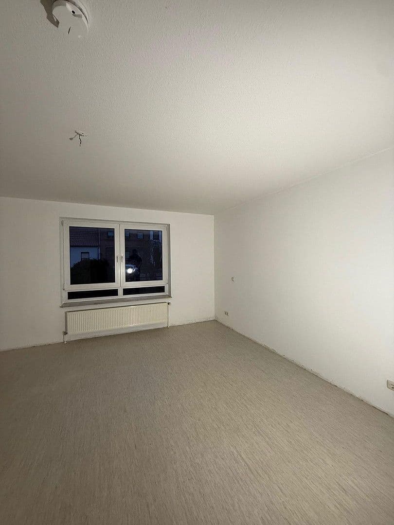 Prenájom bytu 2-izbový 80 m², Güstrower Str. 84, Schwaan, Meklenbursko-Predpomoransko Prenájom bytu 2-izbový 80 m², Güstrower Str. 84, Schwaan, Meklenbursko-Predpomoransko