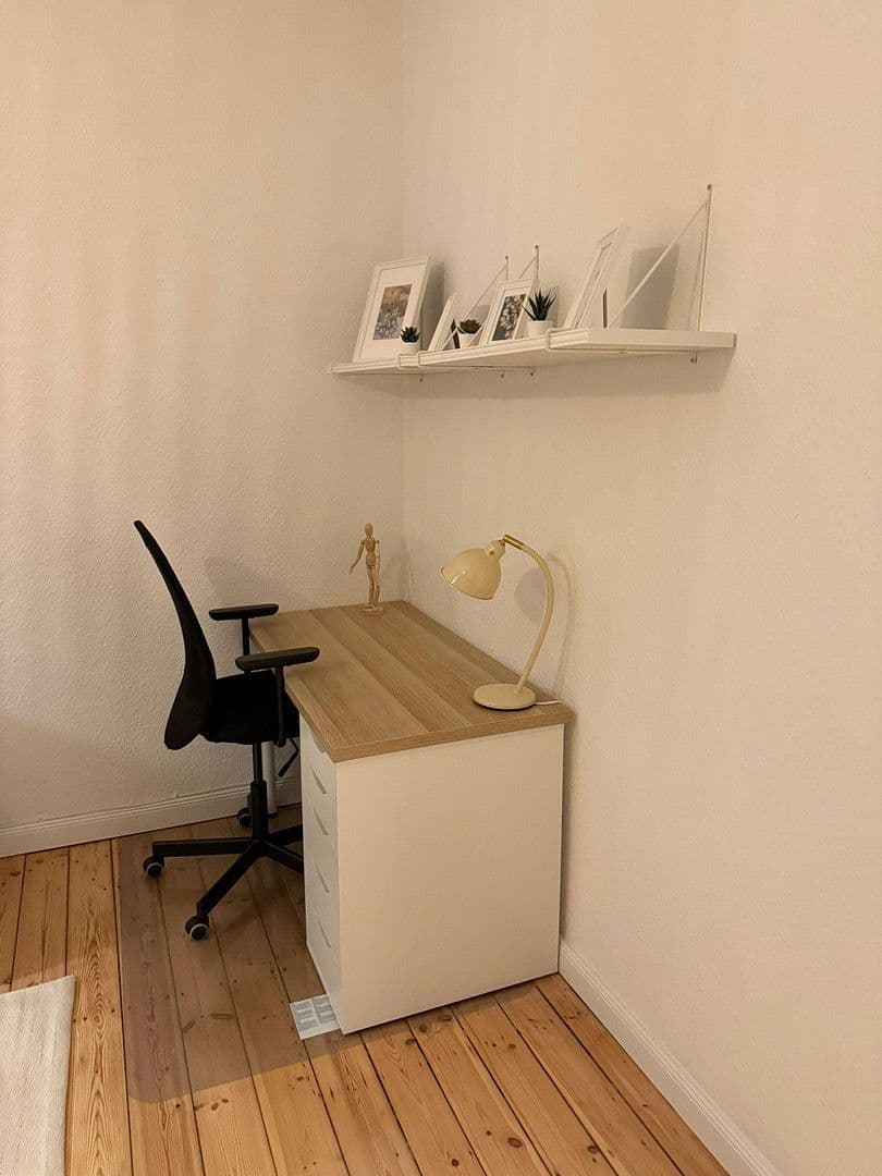 Prenájom bytu 2-izbový 53 m², Berlin, Berlín Prenájom bytu 2-izbový 53 m², Berlin, Berlín