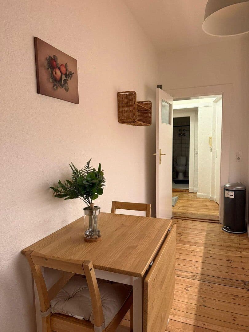 Prenájom bytu 2-izbový 53 m², Berlin, Berlín Prenájom bytu 2-izbový 53 m², Berlin, Berlín