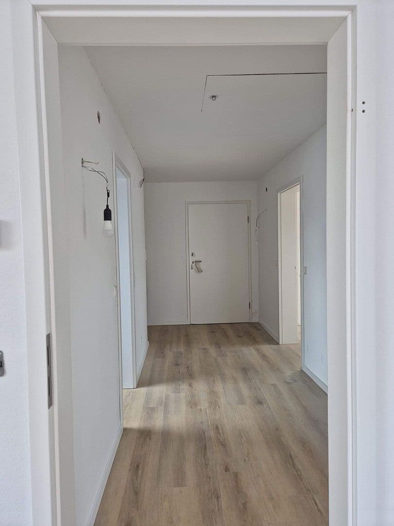 Prenájom bytu 2-izbový 76 m², Niefern-Öschelbronn, Bádensko-Wurttembersko Prenájom bytu 2-izbový 76 m², Niefern-Öschelbronn, Bádensko-Wurttembersko