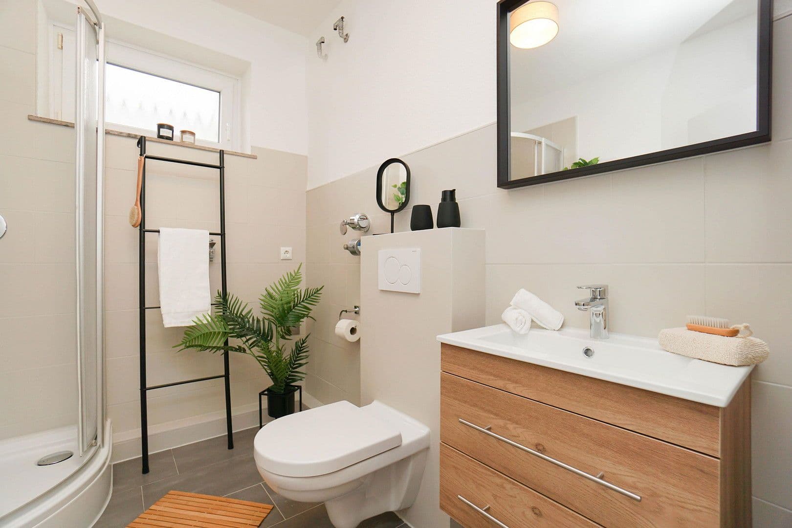 Predaj bytu 3-izbový 80 m², Bremerhaven, Brémy Predaj bytu 3-izbový 80 m², Bremerhaven, Brémy