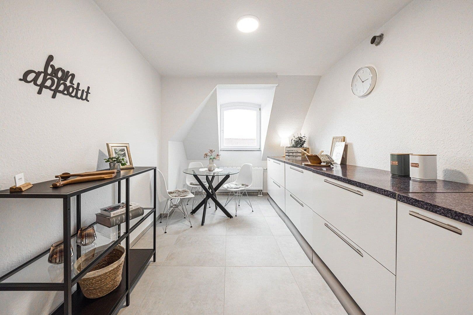 Predaj bytu 3-izbový 84 m², Leipzig, Sasko Predaj bytu 3-izbový 84 m², Leipzig, Sasko