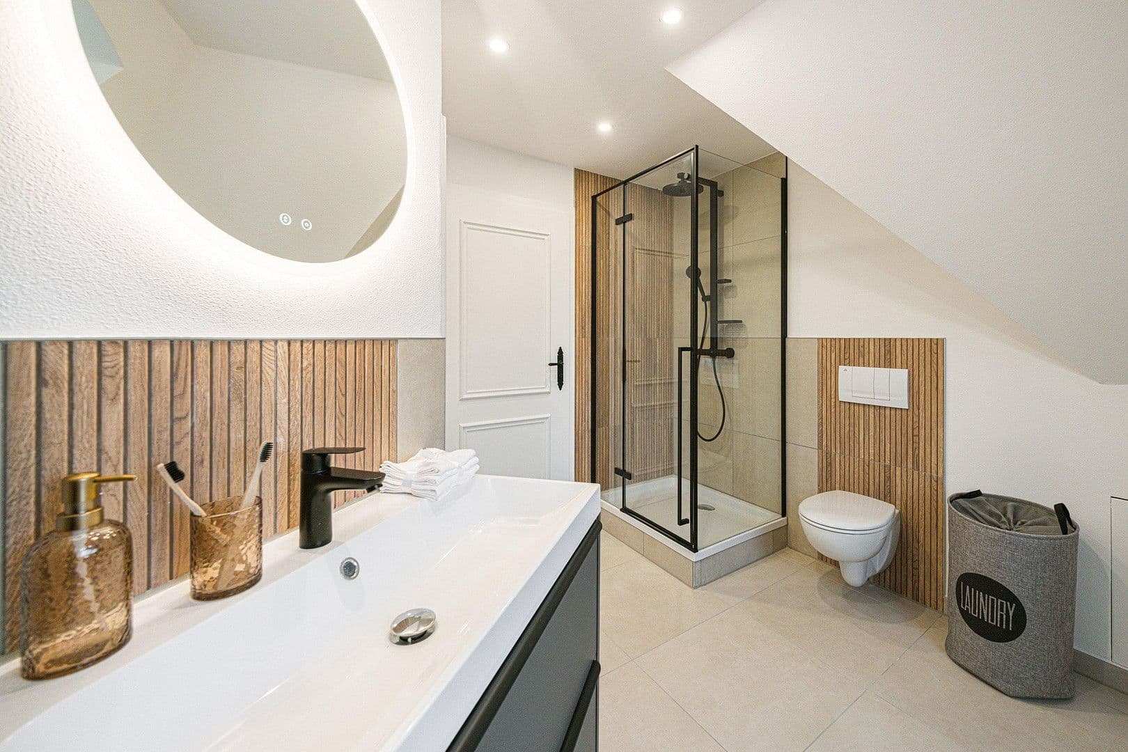 Predaj bytu 3-izbový 84 m², Leipzig, Sasko Predaj bytu 3-izbový 84 m², Leipzig, Sasko