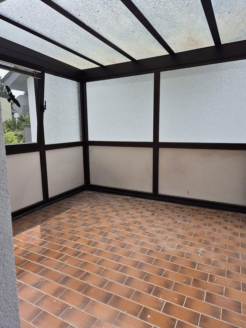 Prenájom bytu 2-izbový 97 m², Niefern-Öschelbronn, Bádensko-Wurttembersko Prenájom bytu 2-izbový 97 m², Niefern-Öschelbronn, Bádensko-Wurttembersko