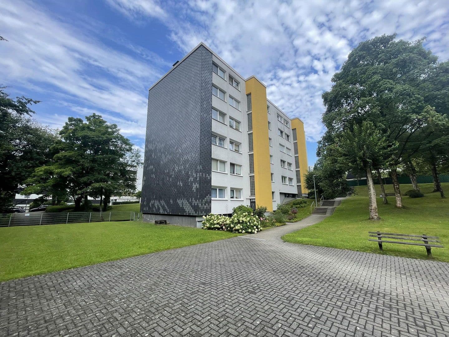 Prenájom bytu 2-izbový 64 m², Wuppertal, Severné Porýnie - Westfálsko Prenájom bytu 2-izbový 64 m², Wuppertal, Severné Porýnie - Westfálsko