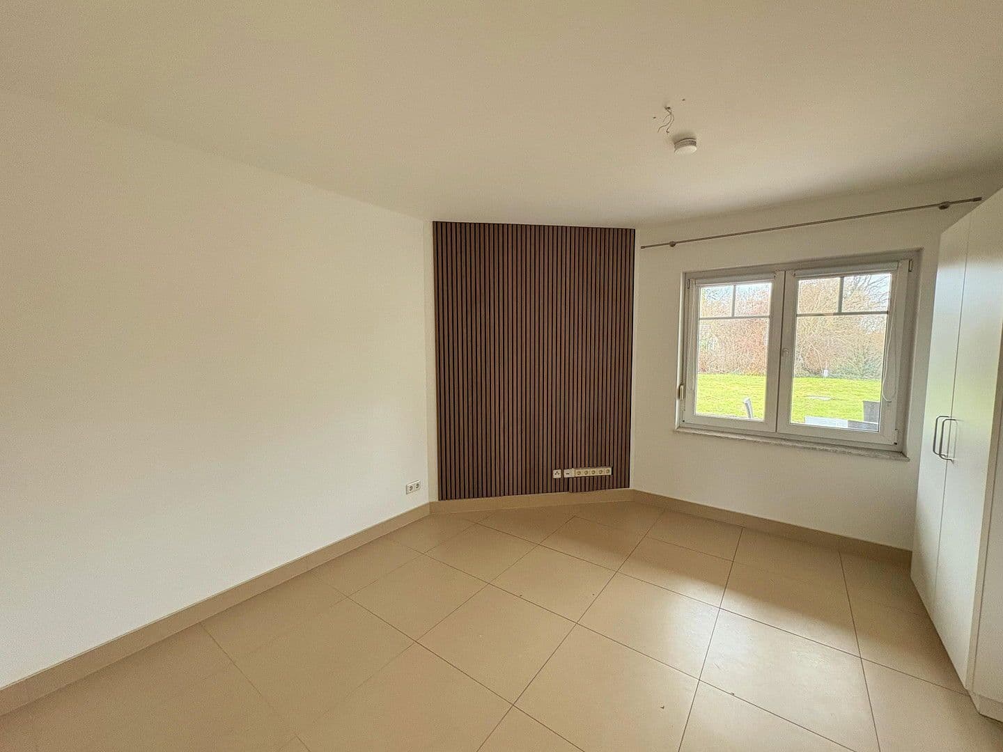 Predaj domu 121 m², pozemek 974 m², Oberbarnim, Brandenbursko Predaj domu 121 m², pozemek 974 m², Oberbarnim, Brandenbursko