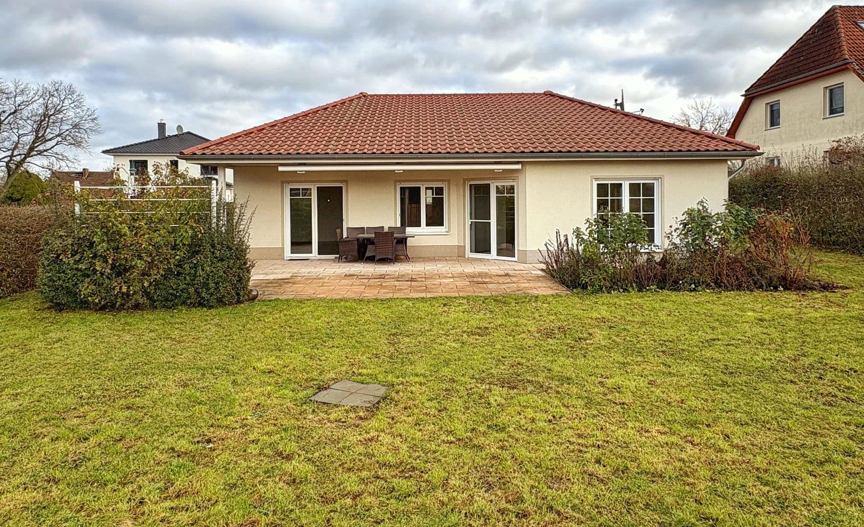 Predaj domu 121 m², pozemek 974 m², Oberbarnim, Brandenbursko Predaj domu 121 m², pozemek 974 m², Oberbarnim, Brandenbursko