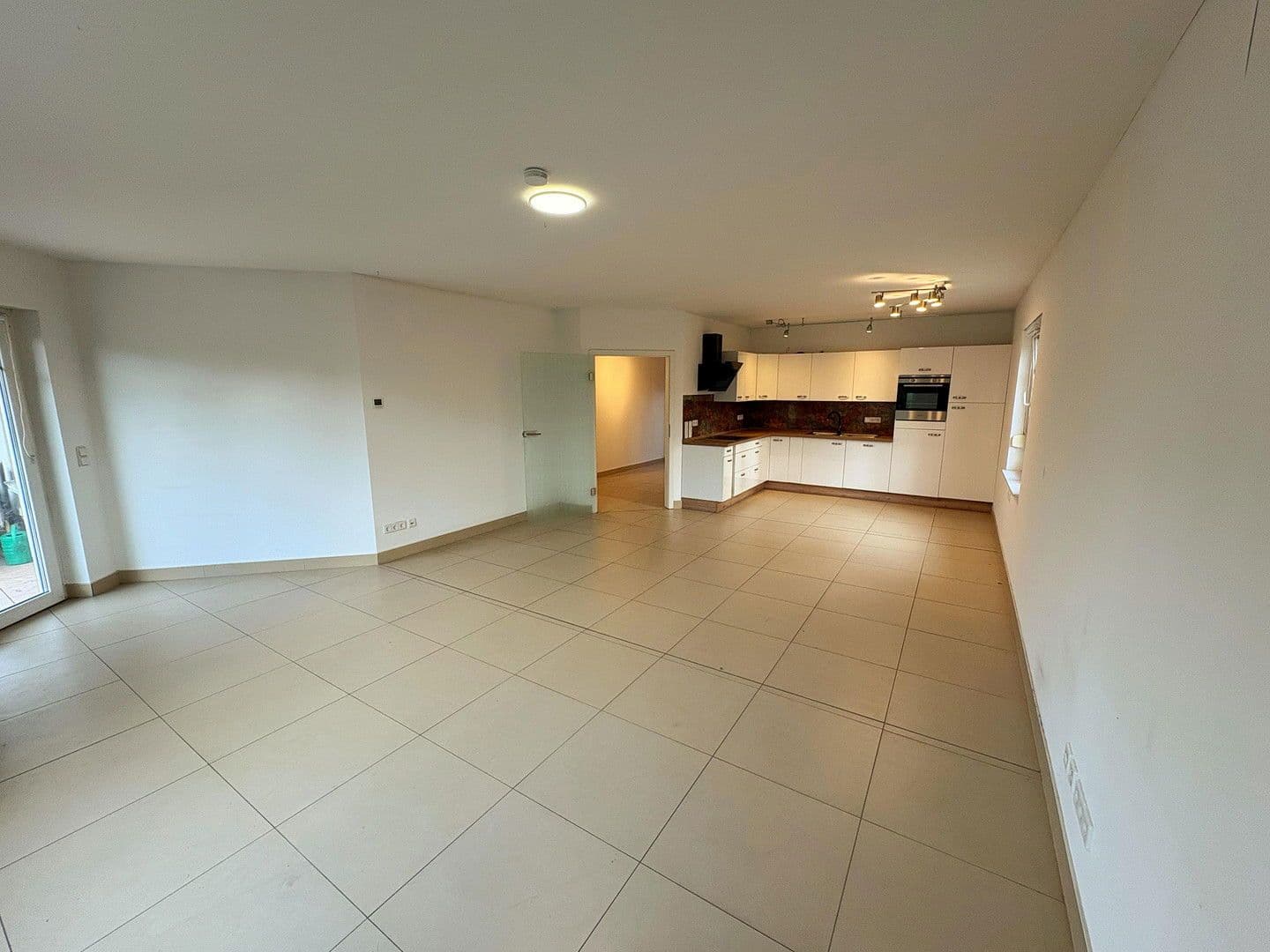 Predaj domu 121 m², pozemek 974 m², Oberbarnim, Brandenbursko Predaj domu 121 m², pozemek 974 m², Oberbarnim, Brandenbursko