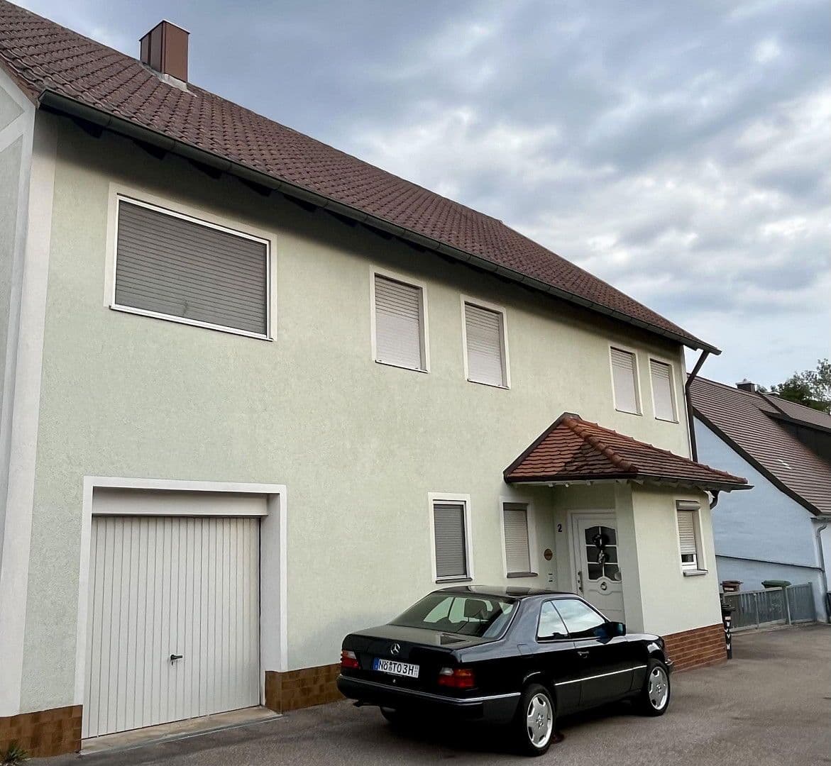 Predaj domu 187 m², pozemek 460 m², Spitalgasse 2, Bechhofen, Bavorsko Predaj domu 187 m², pozemek 460 m², Spitalgasse 2, Bechhofen, Bavorsko