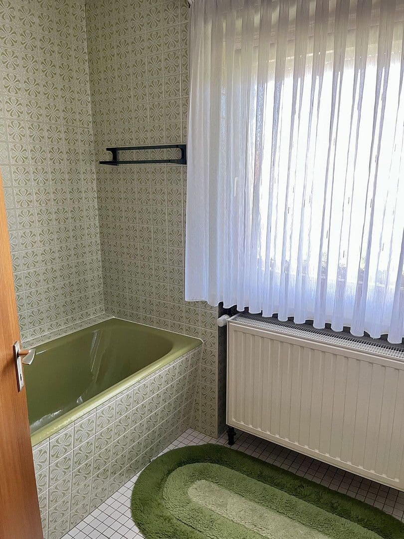 Predaj domu 187 m², pozemek 460 m², Spitalgasse 2, Bechhofen, Bavorsko Predaj domu 187 m², pozemek 460 m², Spitalgasse 2, Bechhofen, Bavorsko