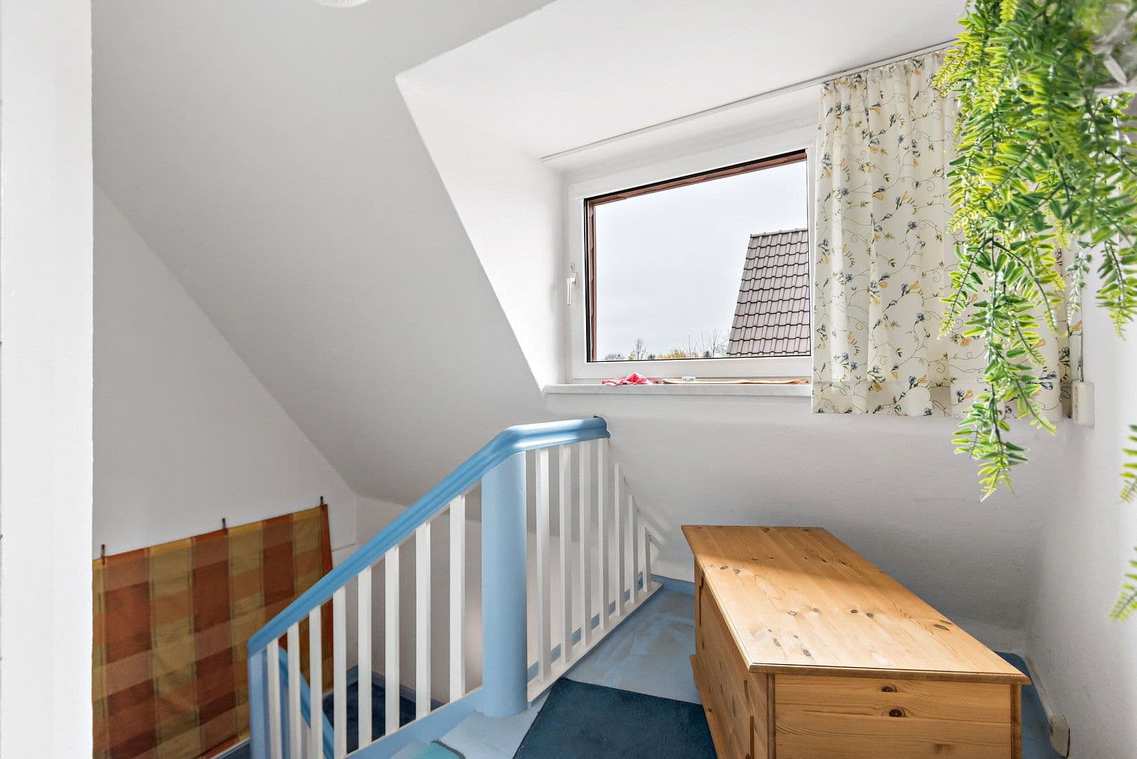 Predaj domu 120 m², pozemek 897 m², Goldbergstraße 39, Halle, Sasko-Anhaltsko Predaj domu 120 m², pozemek 897 m², Goldbergstraße 39, Halle, Sasko-Anhaltsko