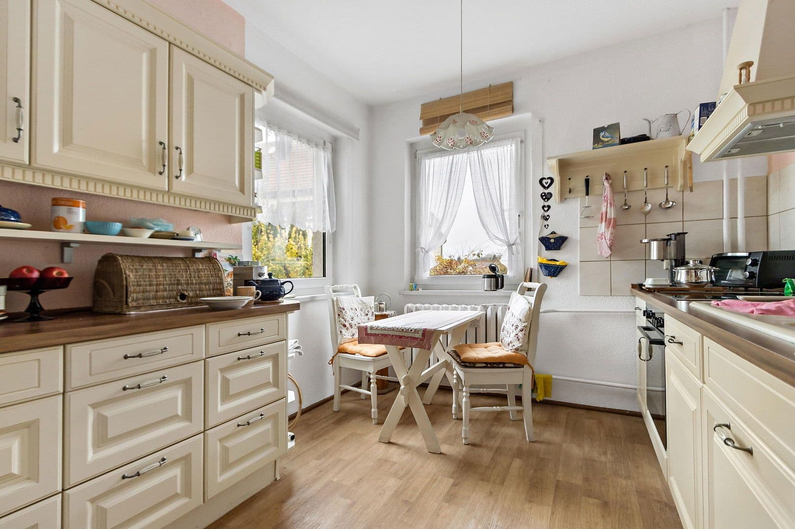 Predaj domu 120 m², pozemek 897 m², Goldbergstraße 39, Halle, Sasko-Anhaltsko Predaj domu 120 m², pozemek 897 m², Goldbergstraße 39, Halle, Sasko-Anhaltsko