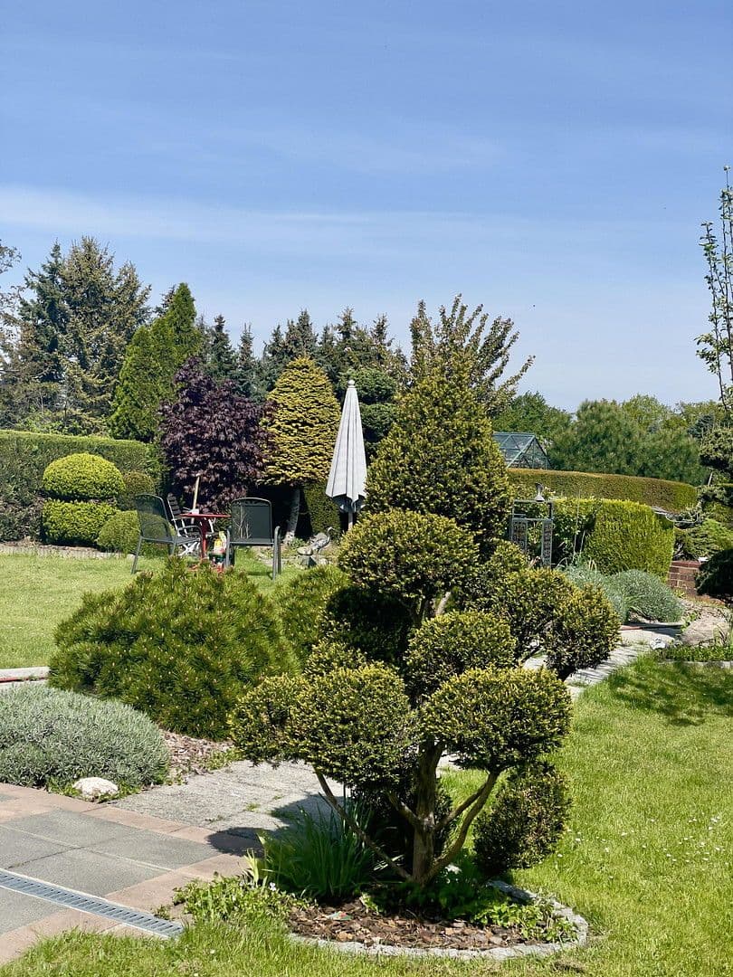 Predaj domu 132 m², pozemek 1.199 m², Schäfereistr 4, Spremberg, Brandenbursko Predaj domu 132 m², pozemek 1.199 m², Schäfereistr 4, Spremberg, Brandenbursko